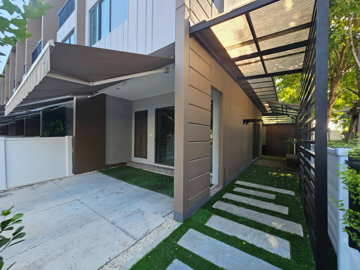 รูป ให้เช่า ทาวน์โฮม 3 ชั้น โครงการบ้านกลางเมือง วัชรพล หลังมุม - รูปที่ 7/8