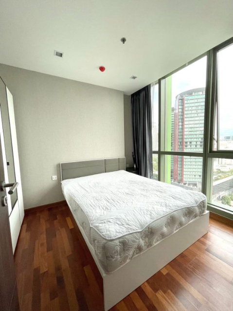picture Wish Signature Midtown          Siam  - 4/10