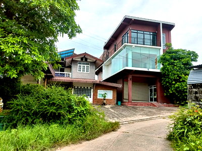 ที่ดิน ซำสูง ขอนแก่น : ที่ดินพร้อมสิ่งปลูกสร้าง 165.2 ตร.วา อำเภอซำสูง ขอนแก่น 3.8M