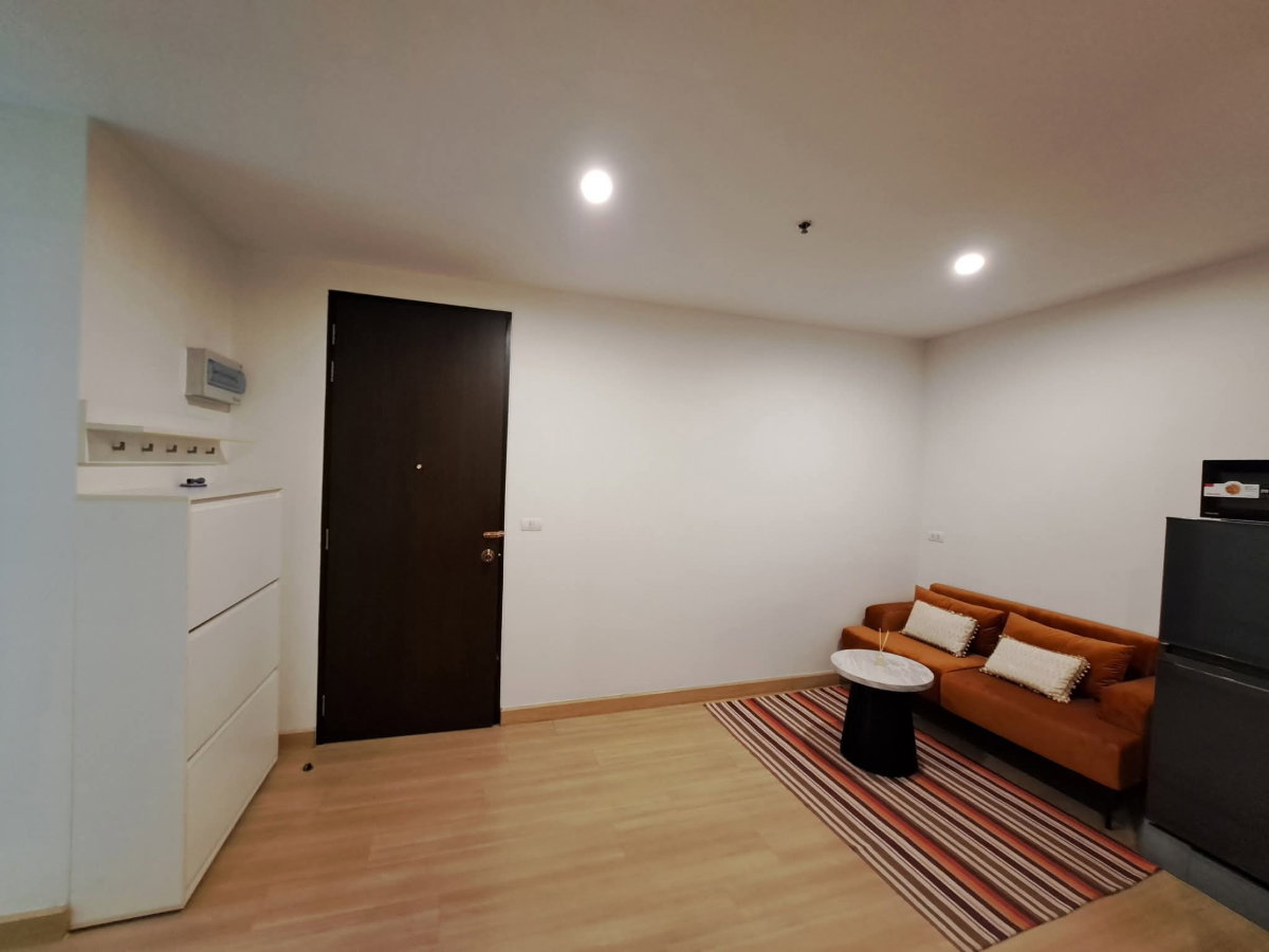 picture The parkland srinakarin-Lakeside condo for rent 10,000 THB 60 Sqm. - 8/14