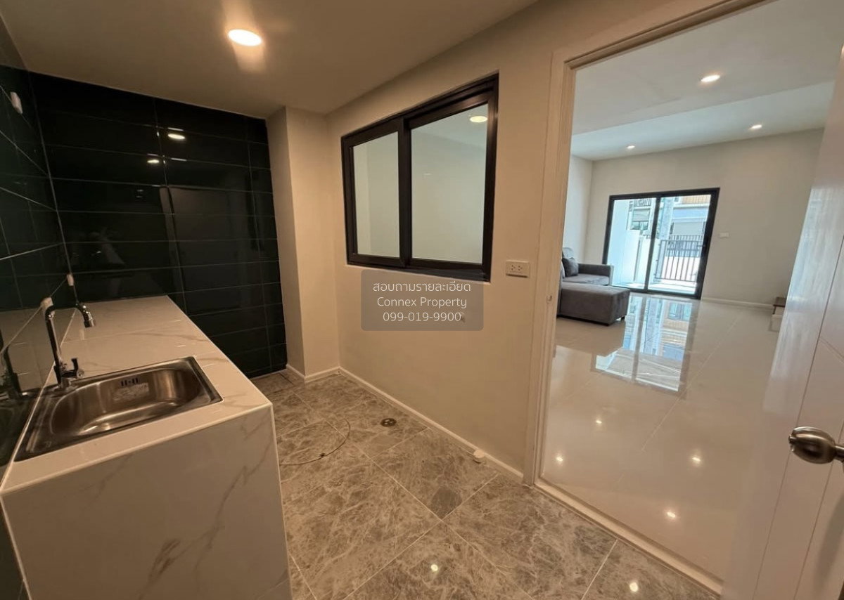 รูป ขายทาวน์เฮ้าส์/ทาวน์โฮม เพล็กซ์ อ่อนนุช - วงแหวน ห้องมุม รีโนเวทใหม่ ดอกไม้ เขต ประเวศ กรุงเทพ CX-150662 ✅ ทักไลน์ @connexproperty ตอบทันที ทีมงานมืออาชีพ ✅ - รูปที่ 6/12