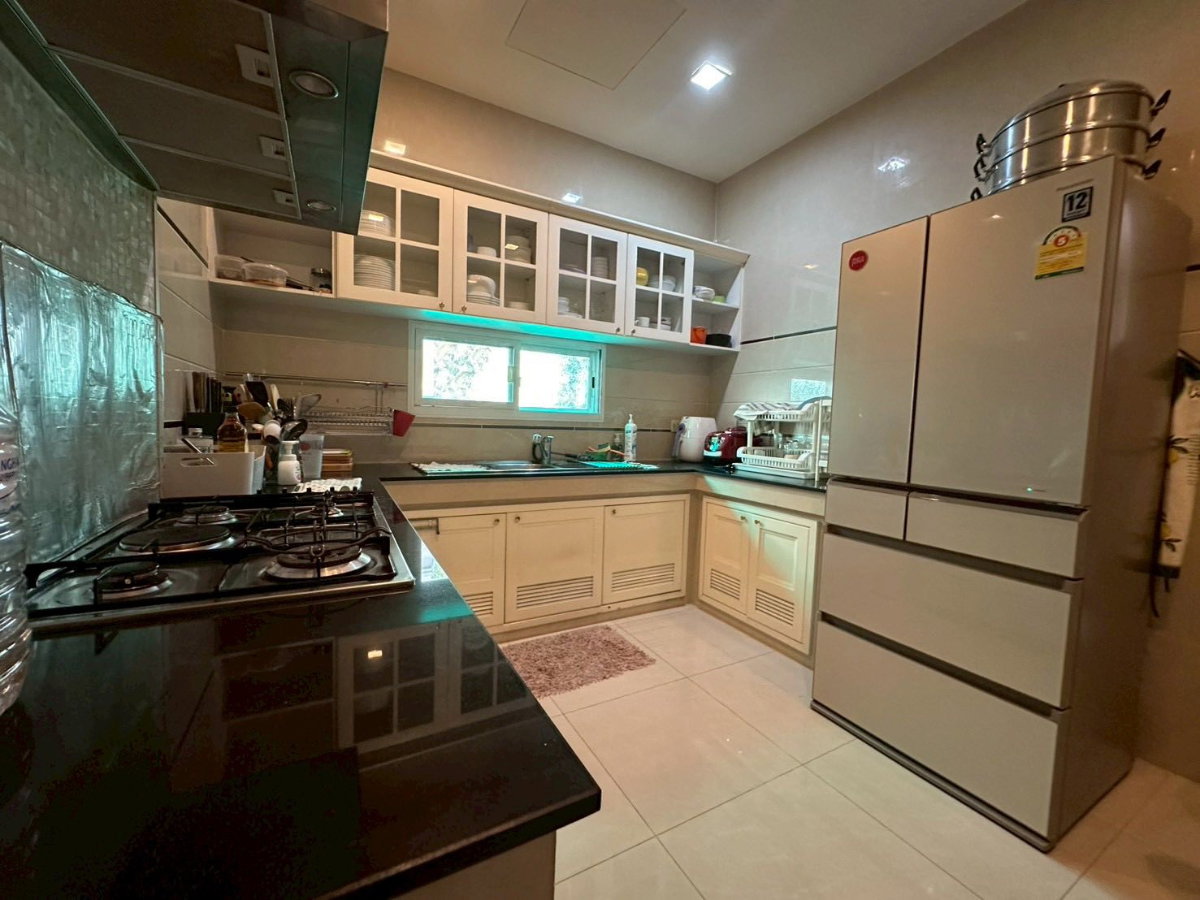 รูป ขายบ้านเดี่ยว 2 ชั้น หมู่บ้านนาราสิริ บางนา ทำเลดี เดินทางสะดวก - รูปที่ 11/24