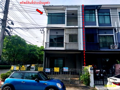 ทาวน์เฮ้าส์ 28.4 ตร.วา เดอะเมทโทร รามคำแหง  ราษฎร์พัฒนา 15 เขตสะพานสูง กรุงเทพมหานคร 3.3M