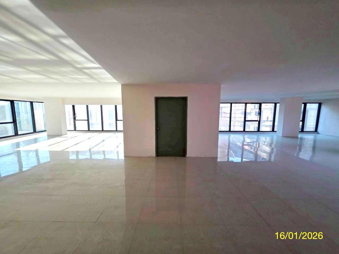 รูป ห้องชุดสำนักงาน 215.34 ตร.วา ยูนิตี้ ทาวเวอร์ เขตพระโขนง กรุงเทพมหานคร 6.5M - รูปที่ 11/24