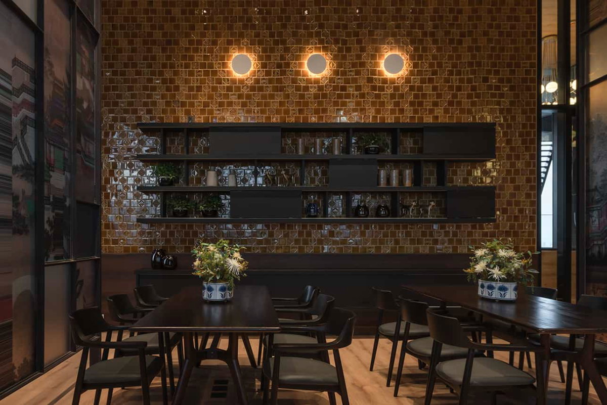รูป ✨สัมผัสความ Classic ที่ผสานความทันสมัยอย่างลงตัว Noble State 39 ห้องแต่งครบสไตล์ Minimal Luxury พร้อมหิ้วกระเป๋าเข้าอยู่ 🎉 - รูปที่ 10/18