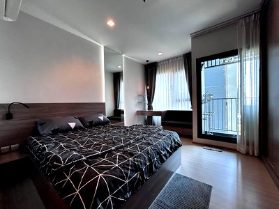 Condos for rent : Life Asoke-Rame9 floor 24 1 bedroom 26 sqm