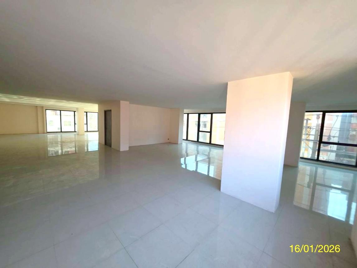 รูป ห้องชุดสำนักงาน 215.34 ตร.วา ยูนิตี้ ทาวเวอร์ เขตพระโขนง กรุงเทพมหานคร 6.5M - รูปที่ 15/24