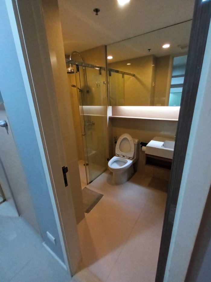 รูป ให้เช่า 15 สุขุมวิท เรสซิเด็นท์(15 Sukhumvit Residences) สตูดิโอ วิวสระว่ายน้ำ ใกล้ BTS นานา เพียงไม่กี่นาที! - รูปที่ 3/4