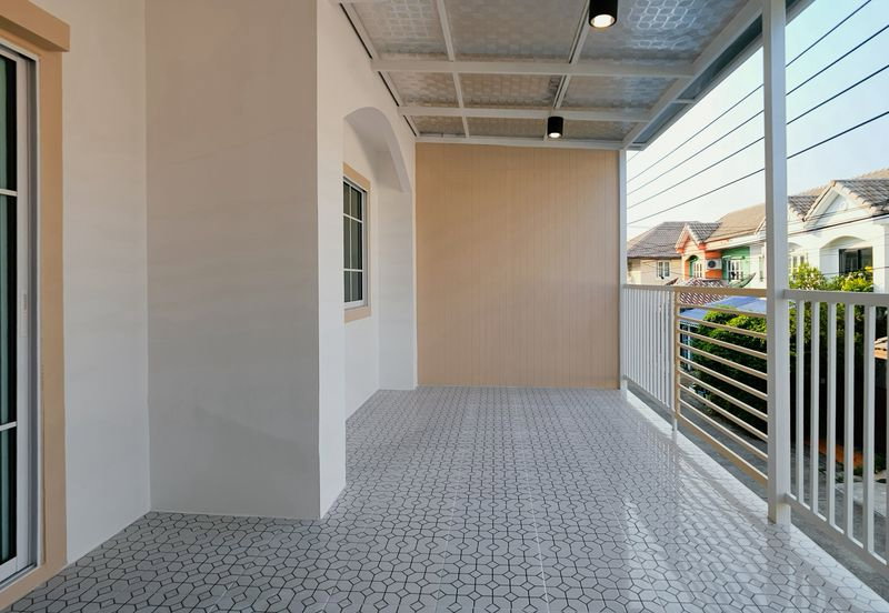 รูป ขายทาวน์เฮาส์บัวทองธานี กาญจนาภิเษก 21 ตร.ว. 4 นอน เดินถึงคิวรถตู้ได้ ฟรีโอน - รูปที่ 9/16