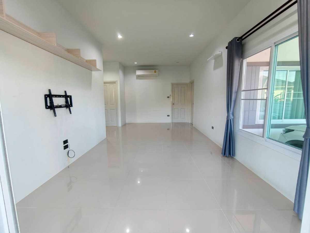 รูป ขายบ้านเดียวชั่น​เดียว​โครงการ​ The First 4 บายพาสจอหอ  เนื้อที่ 70  ตารางวา  - รูปที่ 2/9