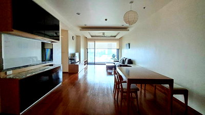 คอนโดให้เช่า : ให่เช่า 2 ห้องนอน ชั้น 24 ขนาด 117 ตรม ราคา 65000 บาท