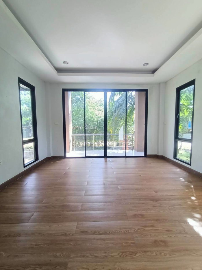 picture LAND 108 Sq.w. Hat Yai Songkhla for 1.6M - 1/16