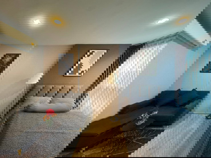 รูป 📍XT Huaikhwang✨คอนโดหรูห้วยขวาง แต่งครบพร้อมอยู่ (1 ห้องนอน ขนาด 30 ตรม.) เช่าเพียง 16,000/เดือน ▫️Line: @sanhaproperty📲095-6922871 - รูปที่ 1/10