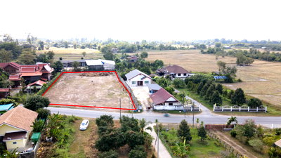 ที่ดิน นครนายก : ขายที่ดินถมแล้ว 2 ไร่ หน้าสนามกอล์ฟ รร.นายร้อย จปร. หน้ากว้าง 41 ม. วิวเขาชะโงกชัด