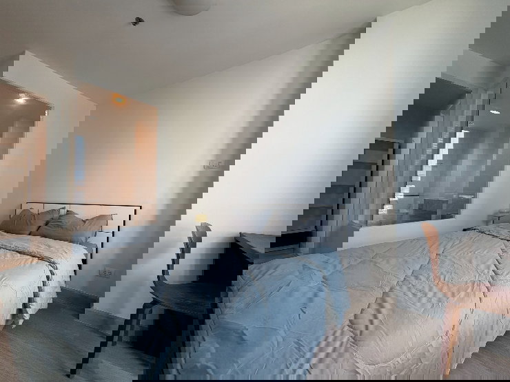 picture 1 Bedroom convinced Condo! Only 400 meters to MRT - 2/14