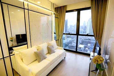Condos for rent BTS Asok : For Rent Condo ASHTON ASOKE Building 1, Floor 17,1 bed room, Room size 31.00 sqm