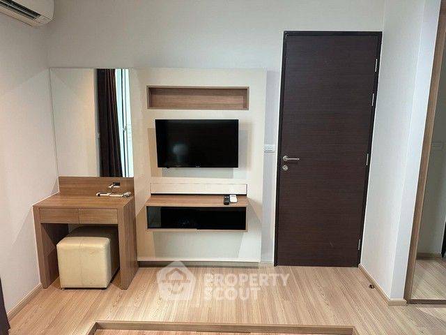 รูป คอนโด 1-ห้องนอน ที่ ริธึ่ม สาทร ใกล้ BTS สะพานตากสิน (ID 1919033) - รูปที่ 9/10