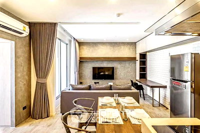 Condos for sale Airport Link Ratchaprarop : 2-BR Condo at Pathumwan Resort near BTS Phaya Thai (ID 2787831)