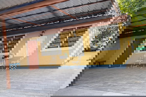 ถูกกว่าคอนโด ทำเลกรุงเทพกรีฑา 1-9 สนามกอล์ฟยูนิโก้แกรนด์ 2.2 กม. บ้านเดี่ยวหลังมุม 2นอน 100 ตร.ม. ใกล้ตลาดมาร์เก็ตทูเดย์ หัวหมาก 400ม.