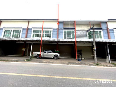 Shophouses for sale Uthai Thani : SHOP HOUSE 41 Sq.w. Nong Chang Uthai Thani for 3.8M