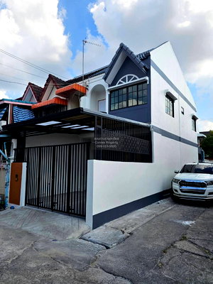 ทาวน์โฮม กรุงเทพมหานคร : ขายทาวน์เฮ้าส์/ทาวน์โฮม  บ้านพนมนครวิลล์ รีโนเวทใหม่ BTS-มหาวิทยาลัยเกษตรศาสตร์ จรเข้บัว เขต ลาดพร้าว กรุงเทพ CX-150622 ✅ ทักไลน์ @connexproperty ตอบทันที ทีมงานมืออาชีพ ✅