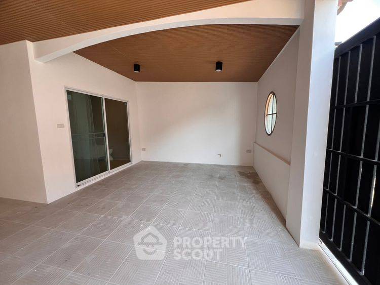 รูป ทาวน์เฮ้าส์ 3-ห้องนอน ใกล้ MRT ไฟฉาย (ID 2780790) - รูปที่ 3/19