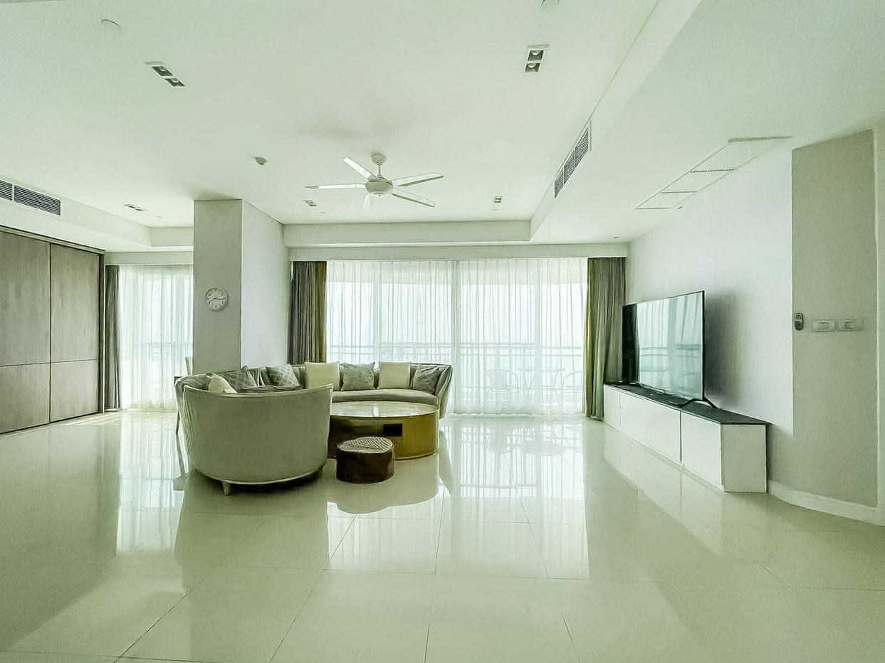รูป Luxury Condo for Rent Reflection Jomtien Beach - รูปที่ 2/15