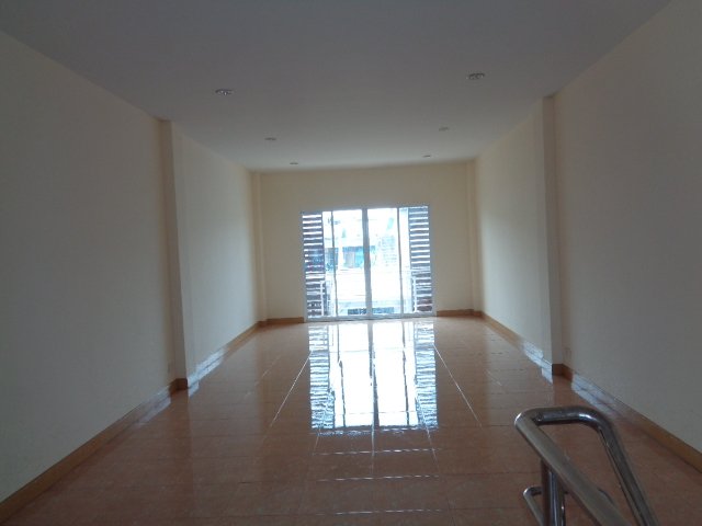 รูป อาคารพาณิชย์ 20 ตร.วา เมืองชลบุรี เมืองชลบุรี ชลบุรี 3.6M - รูปที่ 6/11