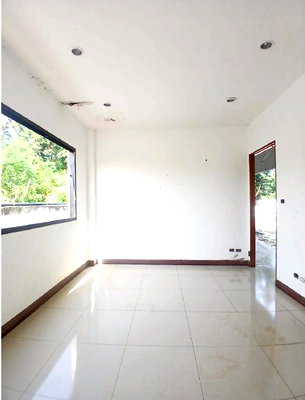 LAND 121 Sq.w. Cha-Am Petchburi for 2.2M