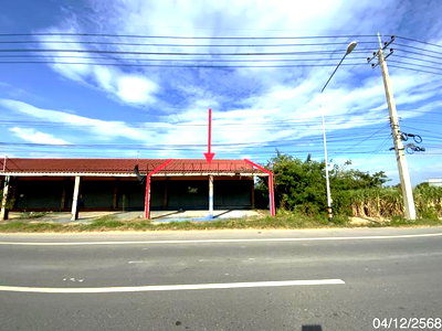 SHOP HOUSE 43 Sq.w. Khai Bang Rachan Singburi for 1.4M