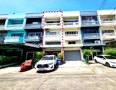 Shophouses for rent Sukhaphiban 5 Road : WS7026 🏢 3.5-story commercial building + rooftop. Only 12,000 baht/month 💰💰