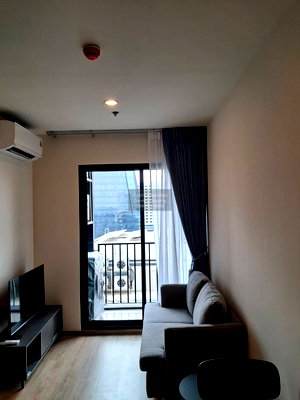 เช่าคอนโด MRT พระราม 9 : เช่าคอนโด  นิว ดิสทริค อาร์ 9 ห้องมุม MRT-พระราม 9 ห้วยขวาง เขต ห้วยขวาง กรุงเทพ CX-151293 ✅ ทักไลน์ @connexproperty ตอบทันที ทีมงานมืออาชีพ ✅