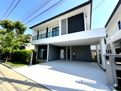 Houses for rent Bangkok : WS7036 🏡 Brand new house for rent at CENTRO Vibhavadi, near Don Mueang Airport. Only 90,000 THB/month.