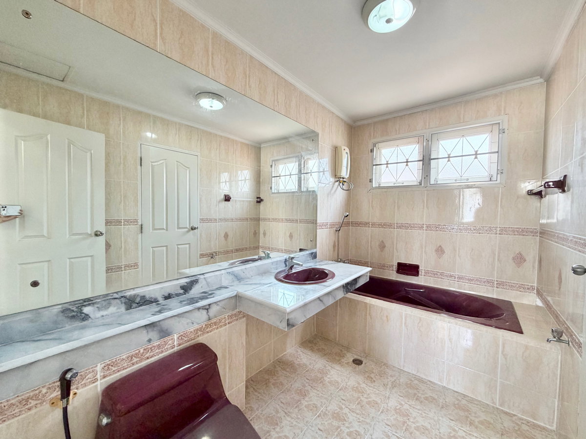 รูป ขายบ้านเดี่ยวหลังริม ชัยพฤกษ์ ซอยวัดลาดปลาดุก ติดสวน โซนส่วนตัว 54 ตร.ว .ใกล้ Central Westgate - รูปที่ 30/35