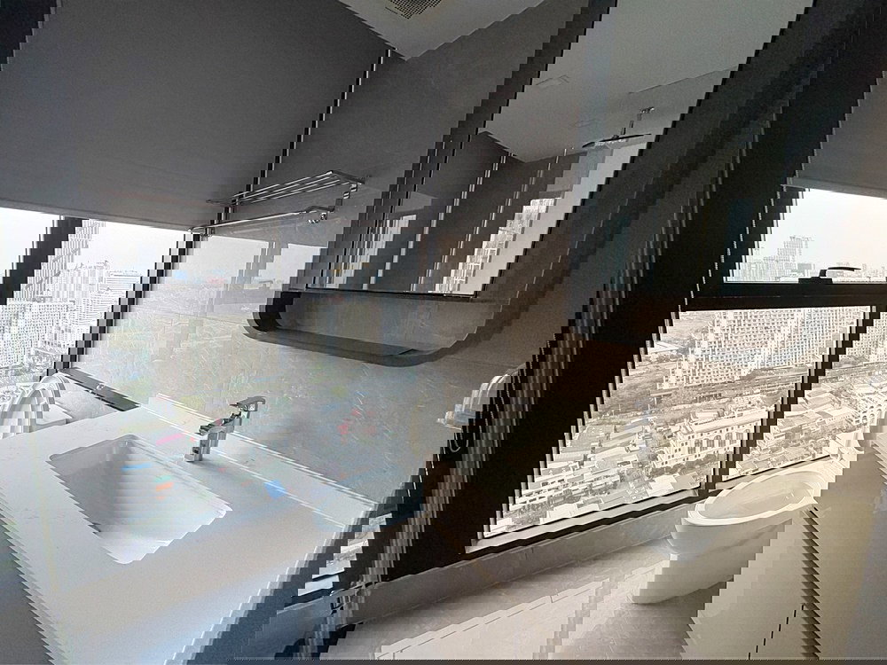 รูป Call : 095-254-6826 Condo One9Five Asoke-Rama 9 (โควต้าต่างชาติ-ไทย) ขนาด 69.5 ตารางเมตร 2 ห้องนอน 2 ห้องน้ำ ชั้น27 ตึกB ขายถูกกว่าโครงการ - รูปที่ 8/13