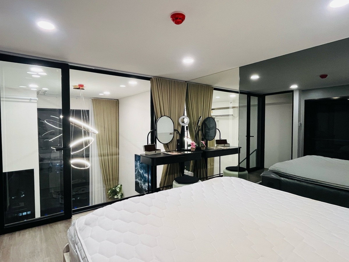 picture 🔥Urgent! SO Origin Kaset Interchange Duplex High Ceiling 2 Floors Near BTS Kasetsart - 17/18