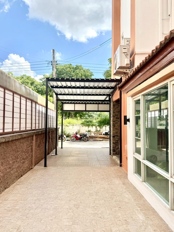 รูป ให้เช่าโฮมออฟฟิศโมเดิร์น 3.5 ชั้น 280 ตรม. หมู่บ้านสรานนท์ ปากเกร็ด - รูปที่ 20/20