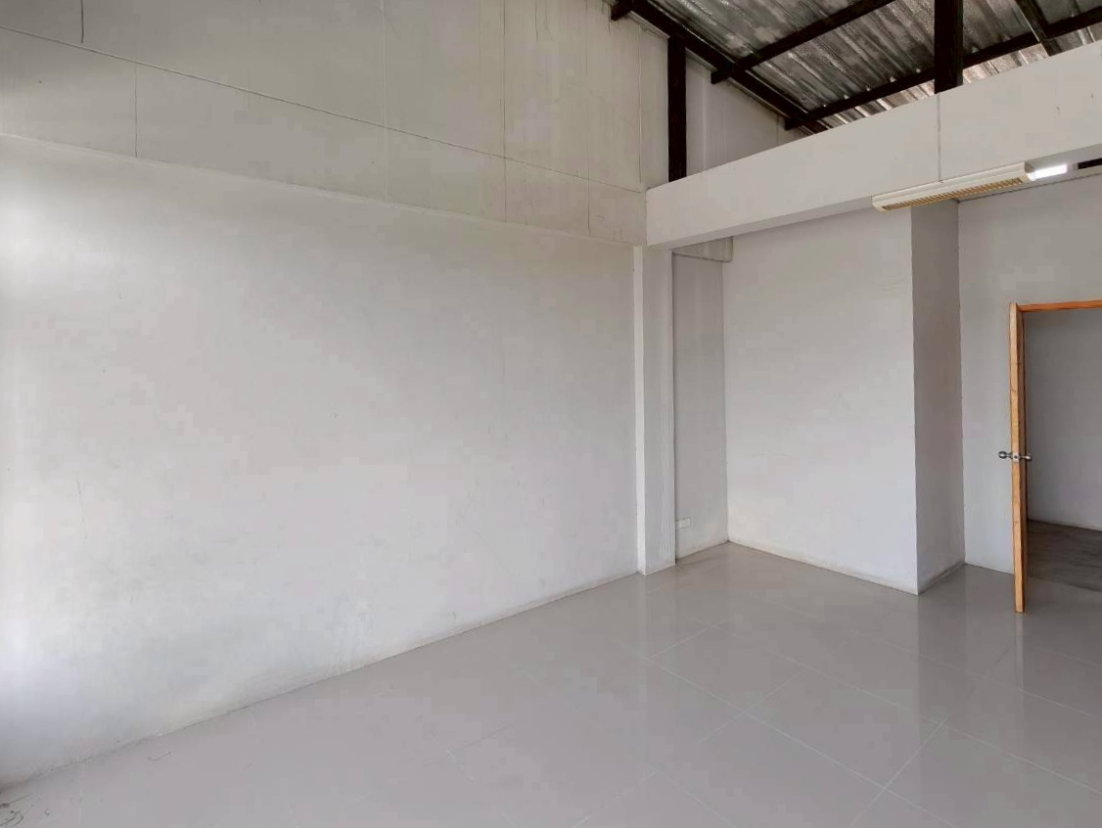 รูป ให้เช่า สำนักงาน อาคารพาณิชย์ 3 คูหา พร้อมโกดัง ลาดพร้าว101 โยธินพัฒนา เนื้อที่ 180 ตร.ว. พื้นที่ใช้สอย 905 ตรม. ใกล้เลียบด่วน - รูปที่ 7/32