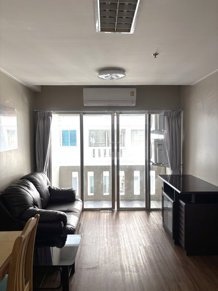 รูป ให้เช่าคอนโด คอมมอนเวลธ์ ปิ่นเกล้า ติด MRT รถไฟฟ้าบางยี่ขัน พร้อมเฟอร์นิเจอร์ และเครื่องใช้ไฟฟ้า - รูปที่ 7/10