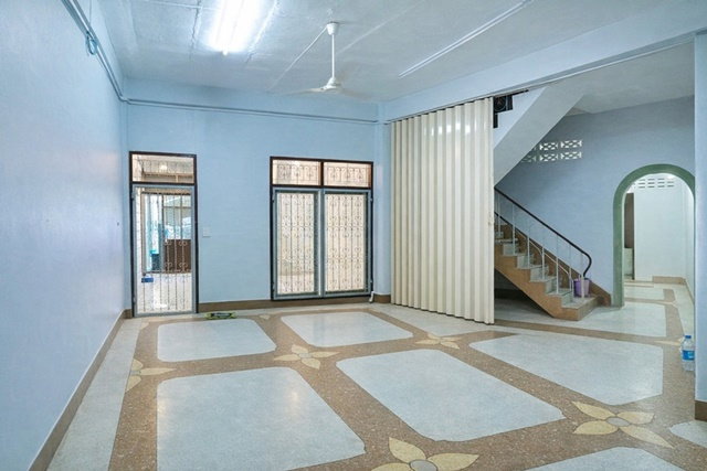 รูป BRT วัดดอกไม้ 1กม. 5 นอน ซ.สาธุประดิษฐ์ 52-60 อาคารให้เช่า 4 ชั้น รีโนเวทใหม่ ฟังก์ชัน3 น้ำ 18 ตร.วา. 288 ตร.ม. ถ.พระราม3 - รูปที่ 4/8