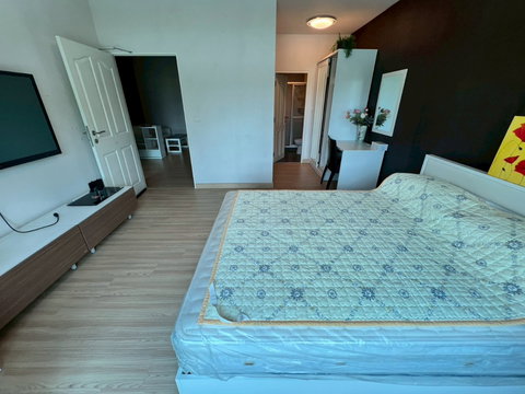 The Kit Chaengwattana, Large Room, Near Soi Teenoi, Chaengwattana, Fully Furnished