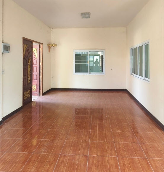 picture LAND 743.2 Sq.w. Sawang Arom Uthai Thani for 5.9M - 3/7