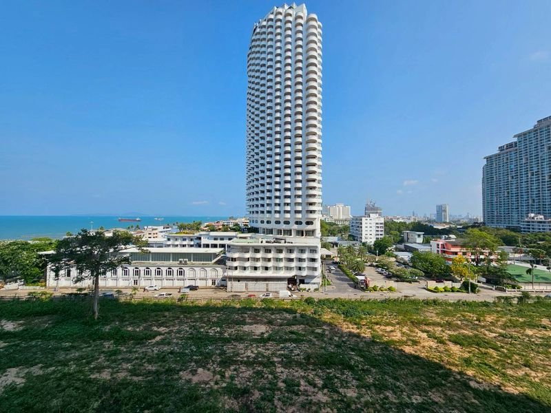 รูป วิวทะเล 8 คอนโดติดหาดจอมเทียน ระเบียงกว้าง วิวทะเล สตูดิโอขนาดใหญ่ ขายต่ำกว่าราคาตลาด - รูปที่ 13/16