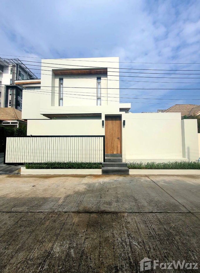 รูป วิลล่าให้เช่า 5 ห้องนอน ในโครงการ แลนด์ แอนด์ เฮ้าส์ พาร์ค 1862070 - รูปที่ 1/27