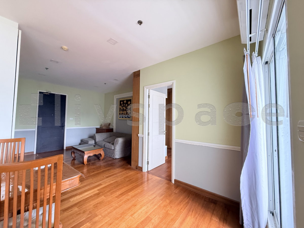 รูป ▚ LI108ツ ให้เช่า: Ivy Sathorn 2BR 82.36sqm. 35K ✨ ห้องสวยตกแต่งบิ้วอินไม้ทั้งห้อง ครัวแยกขนาดใหญ่ ระเบียงกว้าง 🏙️ - รูปที่ 4/14