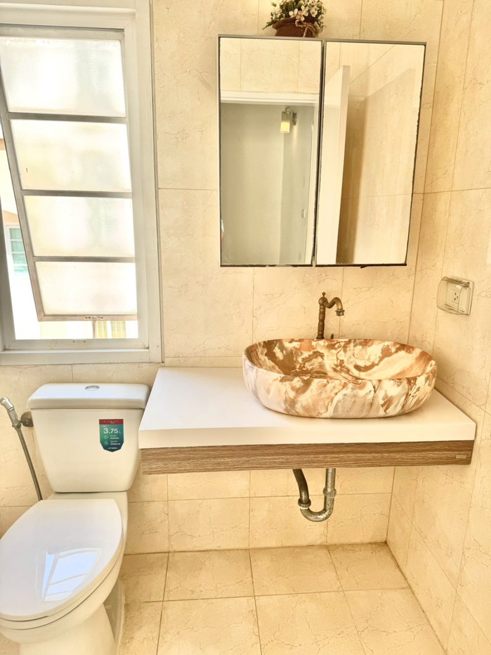 รูป ให้เช่าโฮมออฟฟิศโมเดิร์น 3.5 ชั้น 280 ตรม. หมู่บ้านสรานนท์ ปากเกร็ด - รูปที่ 16/20