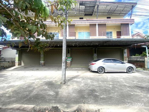อาคารพาณิชย์ 99 ตร.วา พร้าว เชียงใหม่ 8.1M