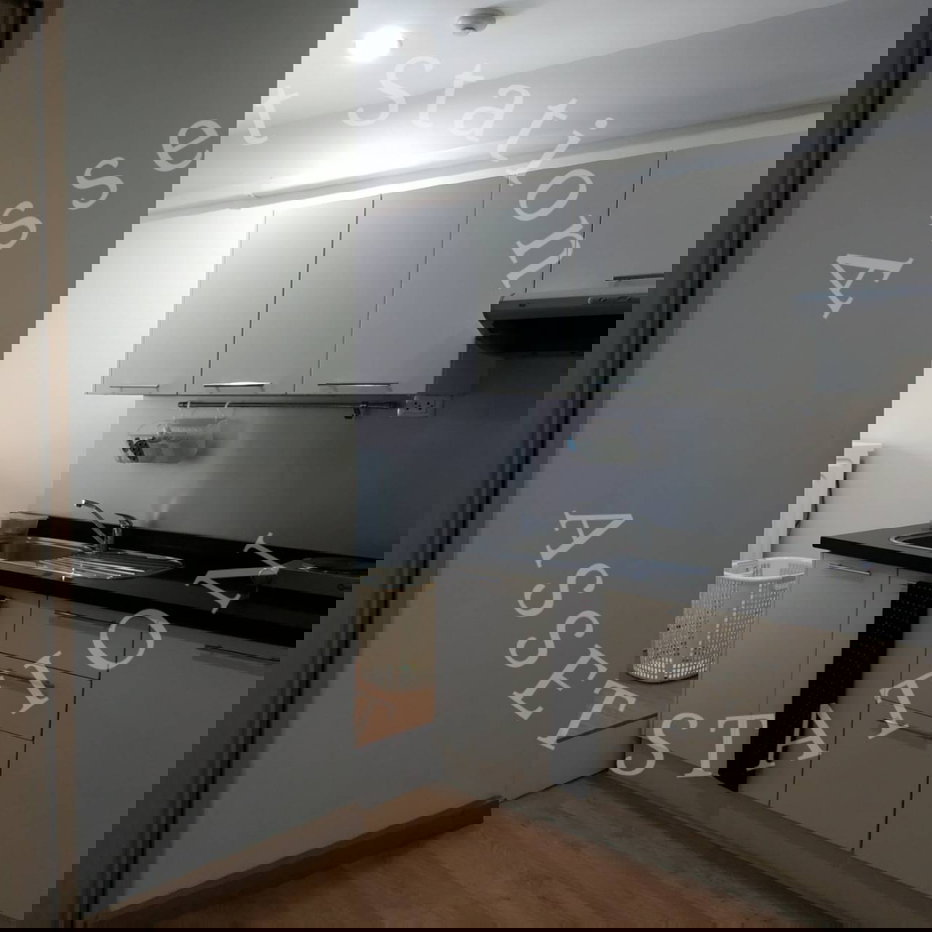 รูป 🚅 Silom Grand Terrace คอนโดใจกลางสีลม ใกล้ BTS ศาลาแดง & MRT สีลม 🚇✨ - รูปที่ 8/9