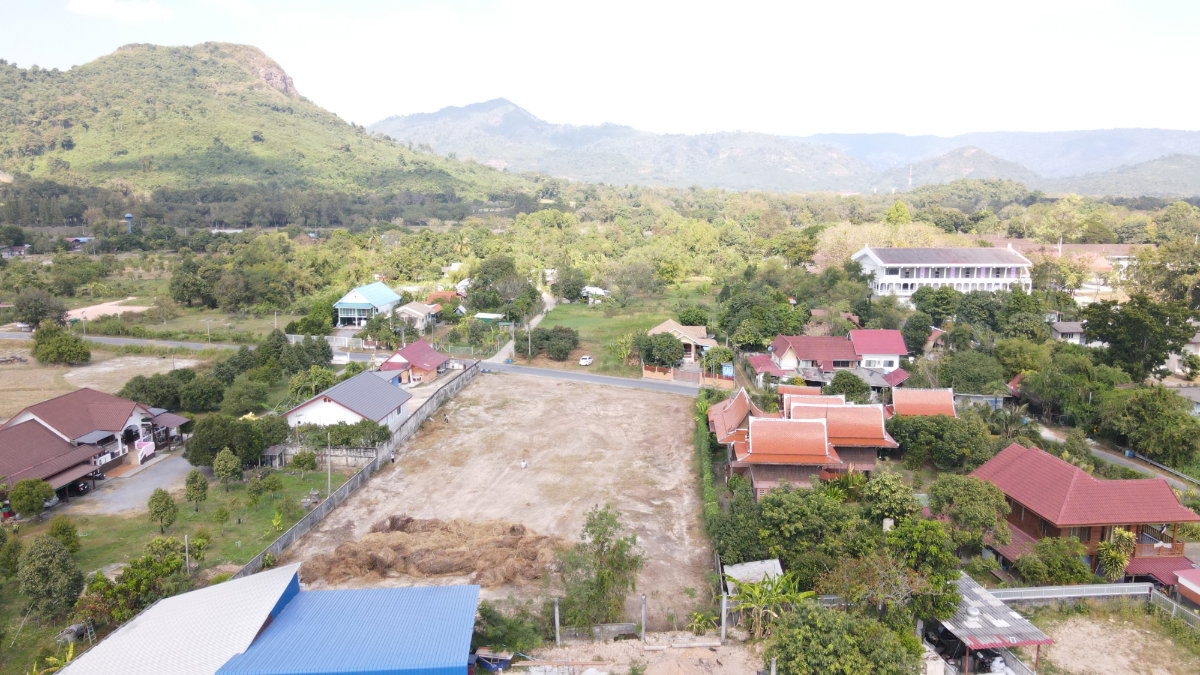 รูป ขายที่ดินถมแล้ว 2 ไร่ หน้าสนามกอล์ฟ รร.นายร้อย จปร. หน้ากว้าง 41 ม. วิวเขาชะโงกชัด - รูปที่ 6/18