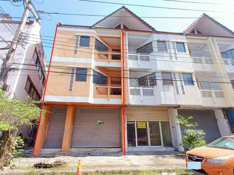 อาคารพาณิชย์ 22 ตร.วา เขตพระโขนง กรุงเทพมหานคร 4.8M